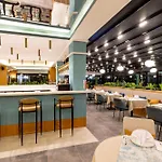 Hotel Paradisos