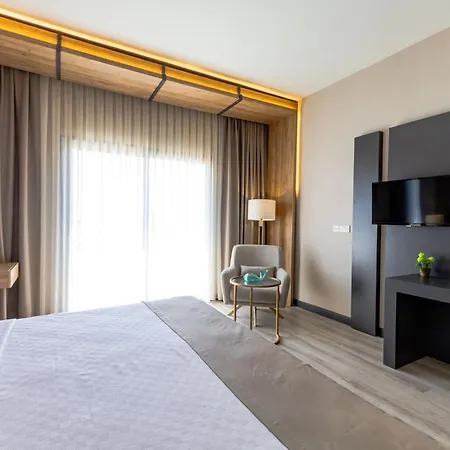 Paradisos Trachoni (Nicosia)