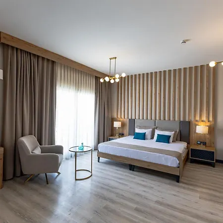 Otel Paradisos
